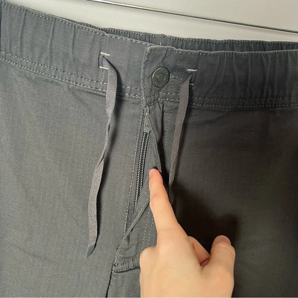 L.L Bean Mens Explorer Ripstop Pants Comfort Waist Tapered XL 32” Gray Gorpcore - Picture 5 of 11